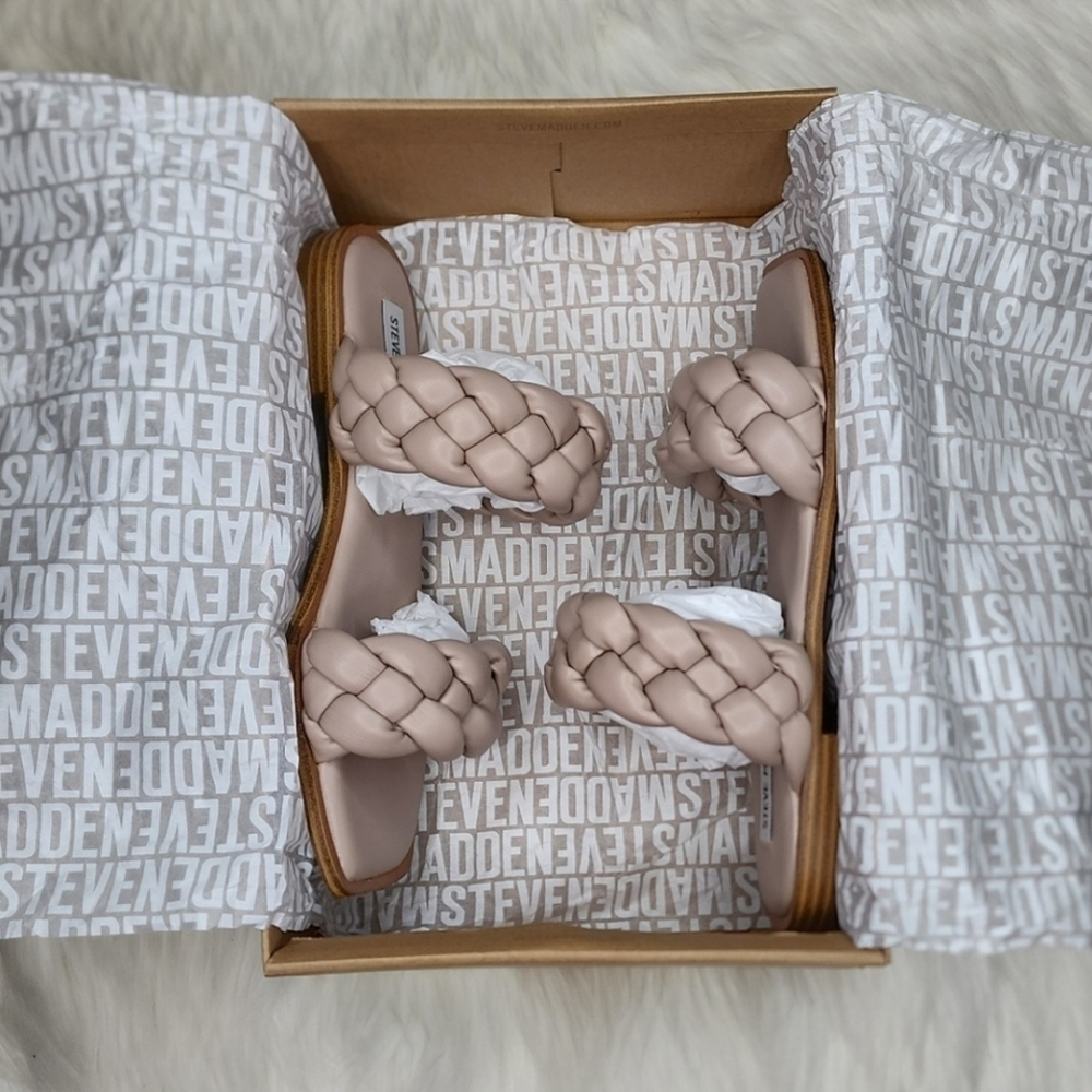 Steve Madden Spain Sandal Taupe - Picture 6 of 16